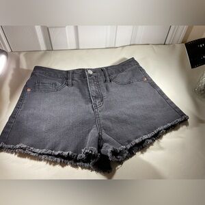 Wild Fable Women’s Black Frayed Hem Denim Shorts
